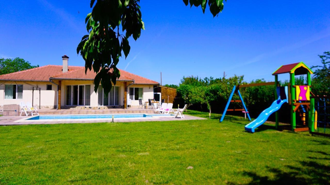 Вила Релакс - Villa Relax Sokolovo Extérieur photo