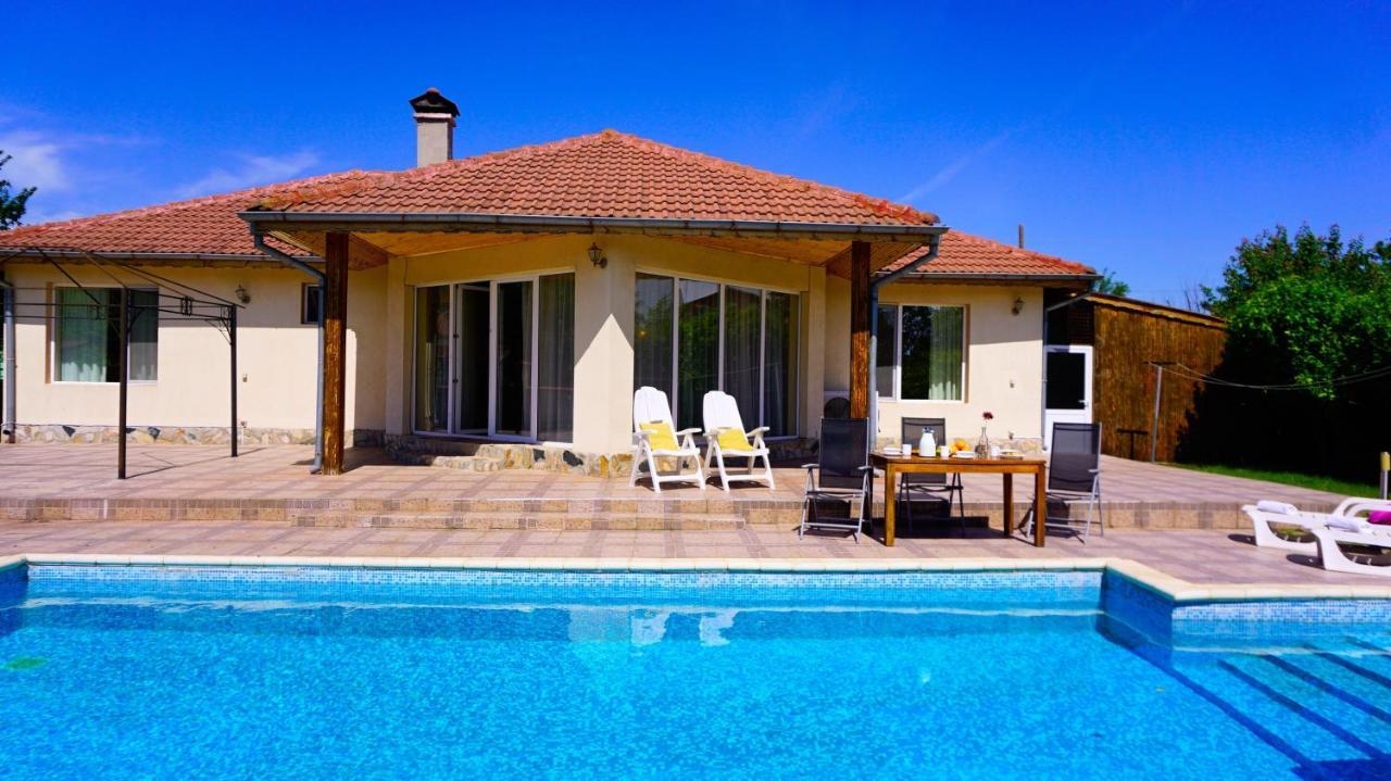 Вила Релакс - Villa Relax Sokolovo Extérieur photo
